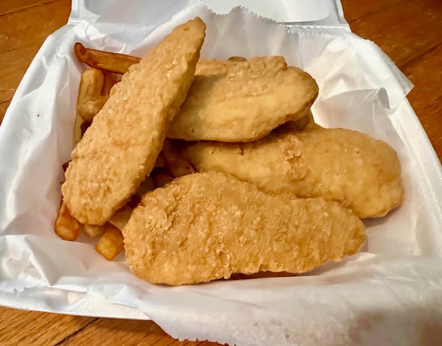 Brothers Pizza Catty Chicken Tenders with Fries