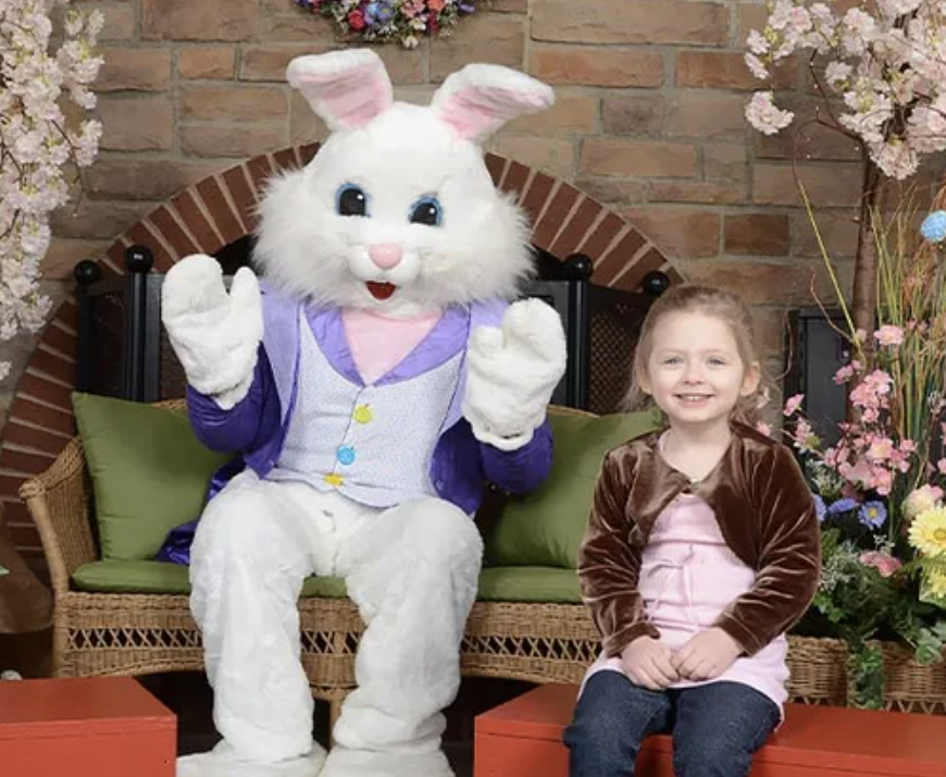 See the Easter Bunny for Bunnypalooza at Promenade Shops of Saucon Valley on March 25